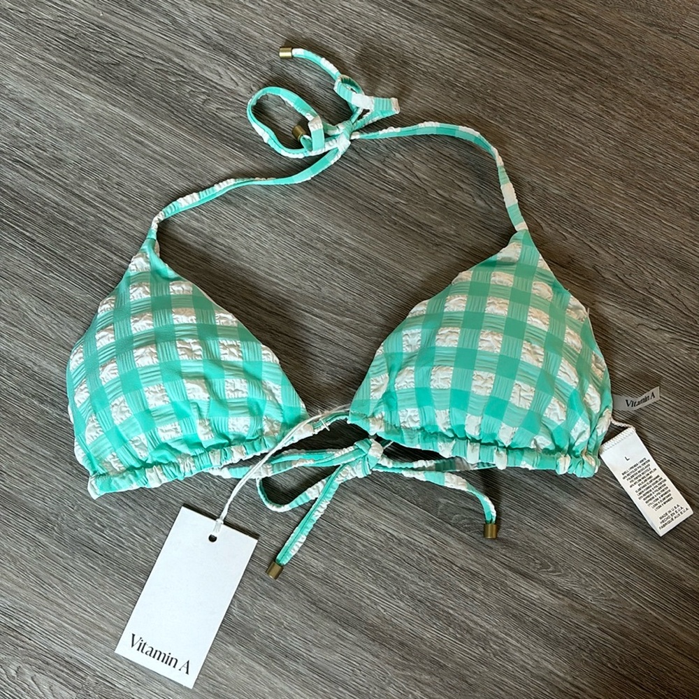 NWT Vitamin A Swim Top!